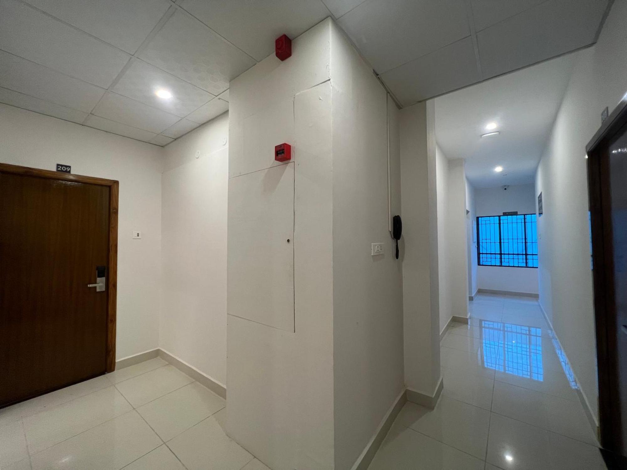 Le Hotel Host Tiruchirappalli Exterior foto